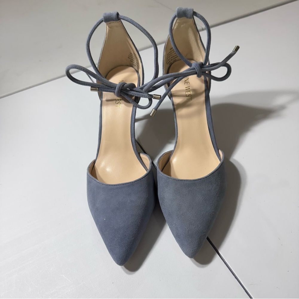 NWOB Nine West Powder Blue Pointed Toe Leather Pumps with Ankle Wrap — Size 8M - Picture 2 of 8